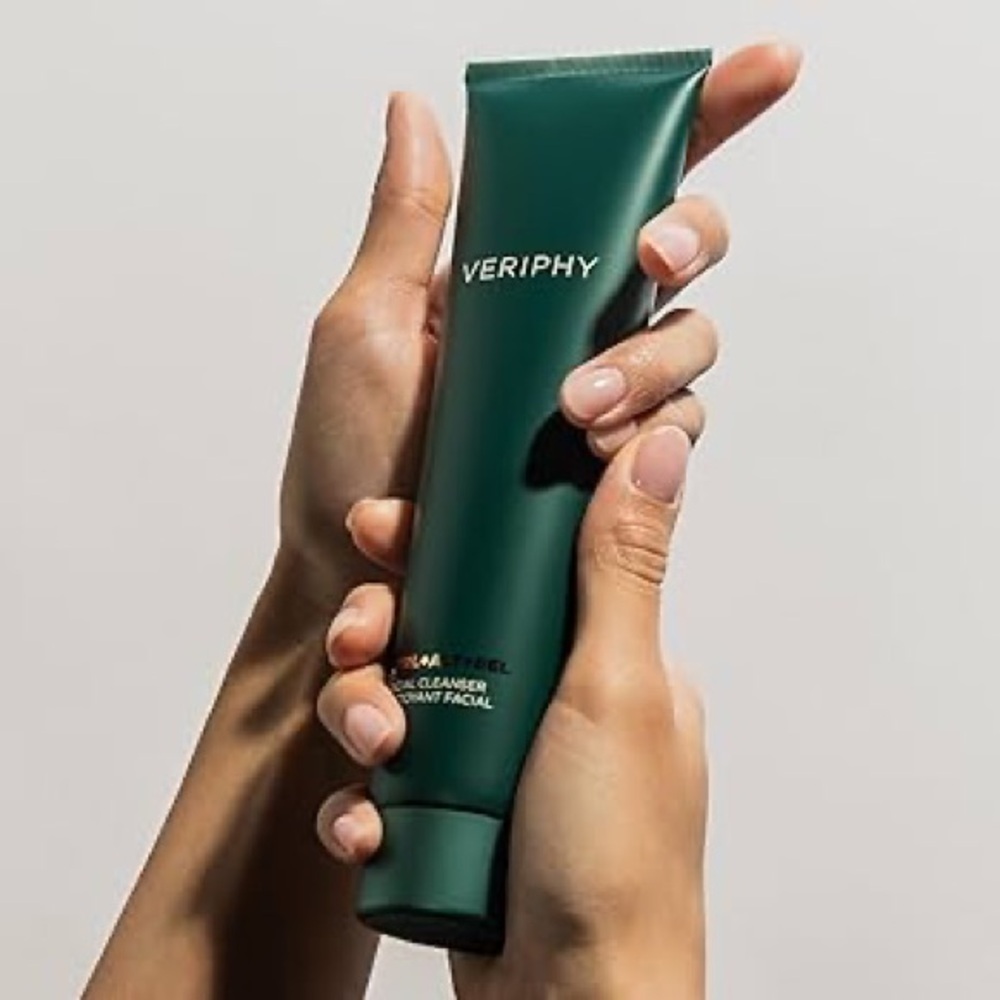 Veriphy Ctrl+Alt+Del Facial Cleanser Hemp Vegan Full Size 5 Fl. Oz. New In Box - Picture 2 of 5